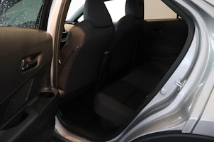 Vehicle image TOYOTA C-HR 2.0 PHEV Swiss Edition