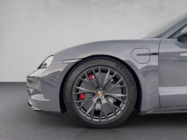Porsche Taycan GTS