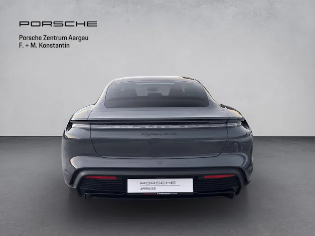 Porsche Taycan GTS