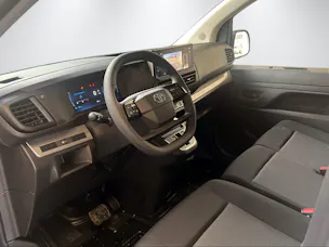 Toyota PROACE Van L1 2.0 D Advanced