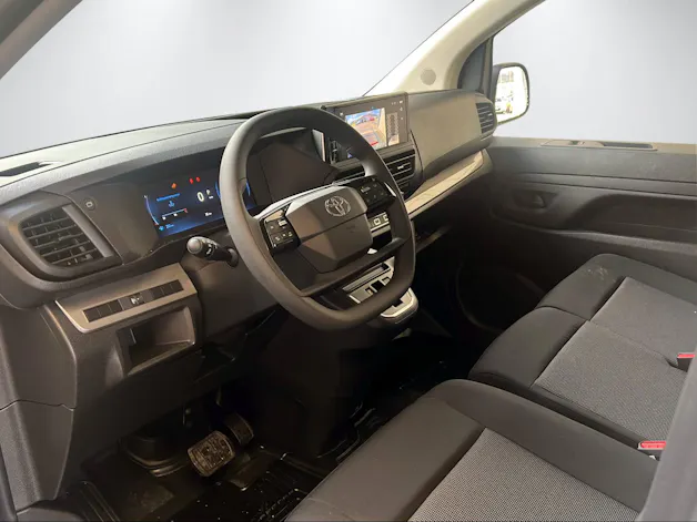 Toyota PROACE Van L1 2.0 D Advanced