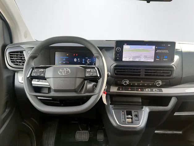 Toyota PROACE Van L1 2.0 D Advanced
