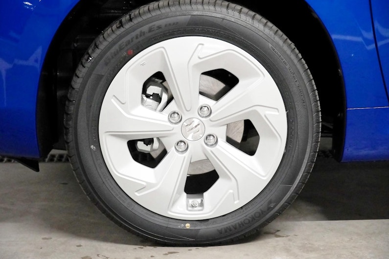 Vehicle image SUZUKI SWIFT