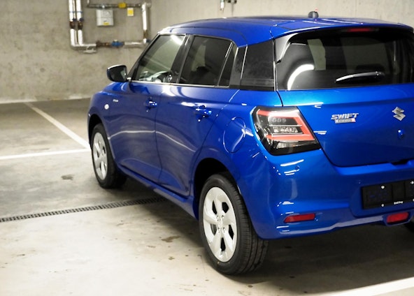 Vehicle image 12 Vehicle image 12