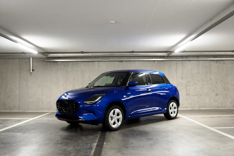 Vehicle image SUZUKI SWIFT