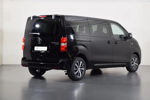 Toyota PROACE Verso L1 2.0 D Trend