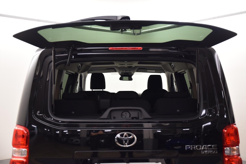 Vehicle image TOYOTA PROACE VERSO