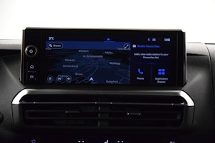 Vehicle image TOYOTA PROACE Verso L1 2.0 D Trend