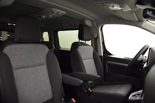 Vehicle image TOYOTA PROACE Verso L1 2.0 D Trend