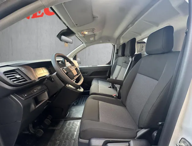 Opel Vivaro Cargo 1.5 D 120 S/S
