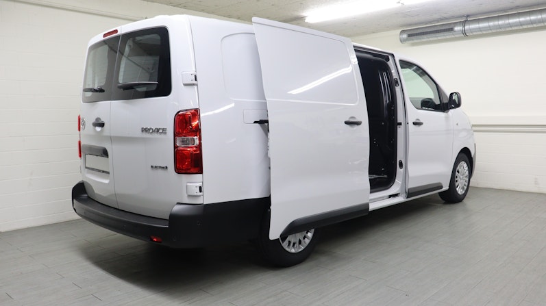 Vehicle image TOYOTA PROACE