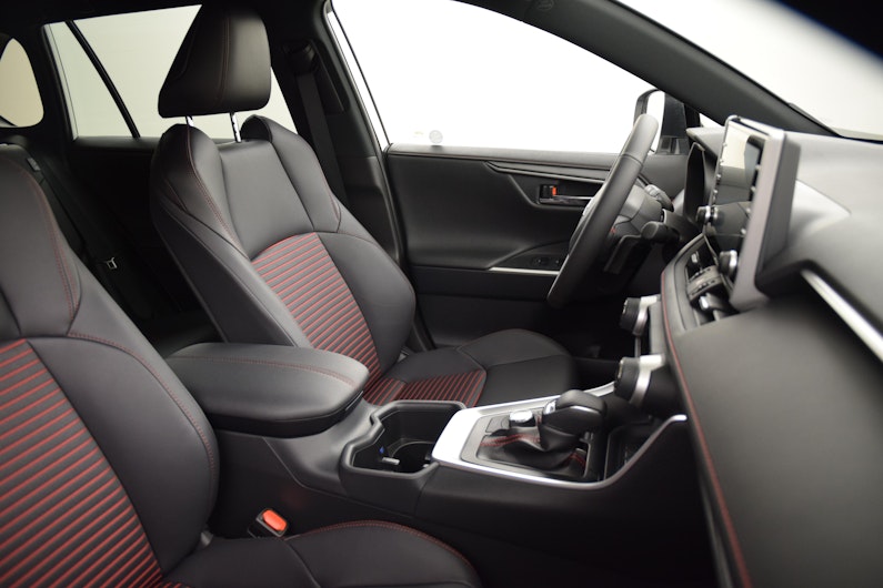 Vehicle image SUZUKI ACROSS