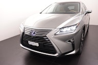 First vehicle image