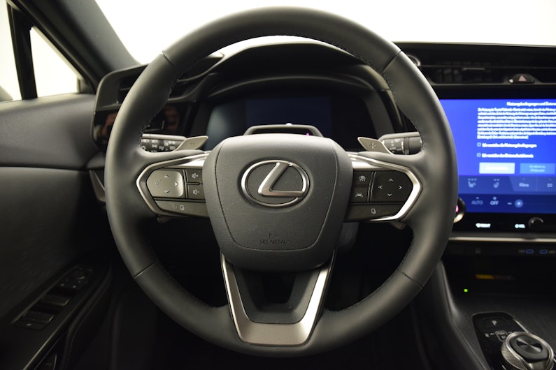 Vehicle image LEXUS RZ