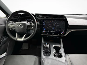 https://vehicle.imgix.net/3805773/2d63708d-2914-48a6-873b-a25ca725c0b7.jpg