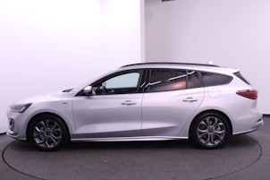 Vehicle image FORD Focus Station Wagon 1.0i EcoB Hybrid 155 ST-Line X
