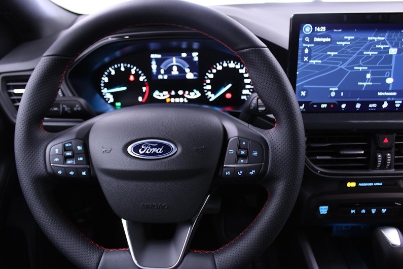 Vehicle image FORD FOCUS