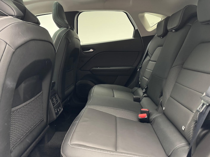 Vehicle image MITSUBISHI ASX