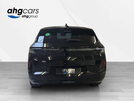 Vehicle image 3 Vehicle image 3