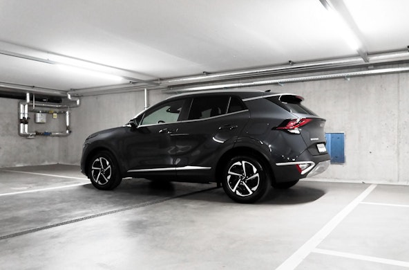 Vehicle image 6 Vehicle image 6