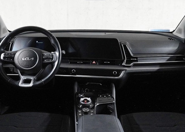 Vehicle image 8 Vehicle image 8