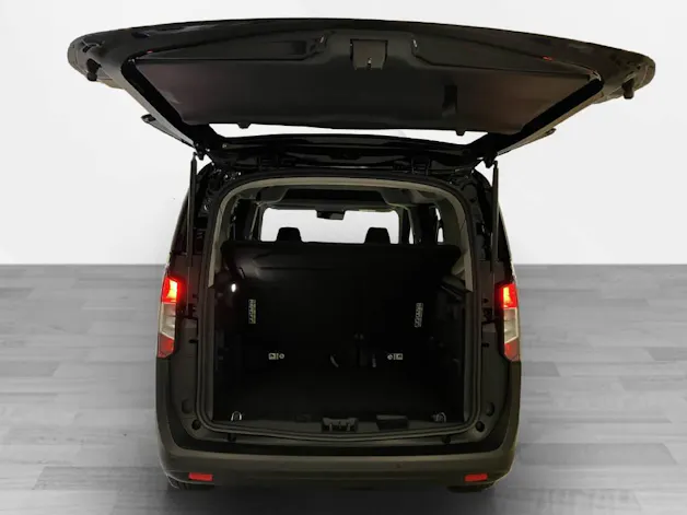 Ford Tourneo Courier 1.0 EcoBoost Titanium