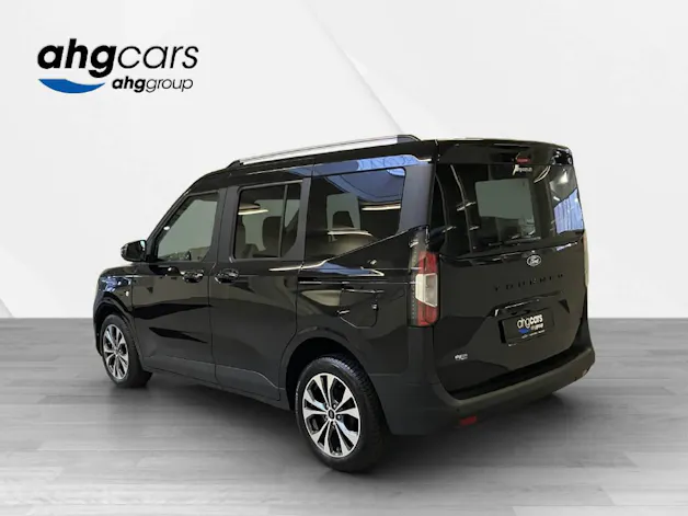 Ford Tourneo Courier 1.0 EcoBoost Titanium