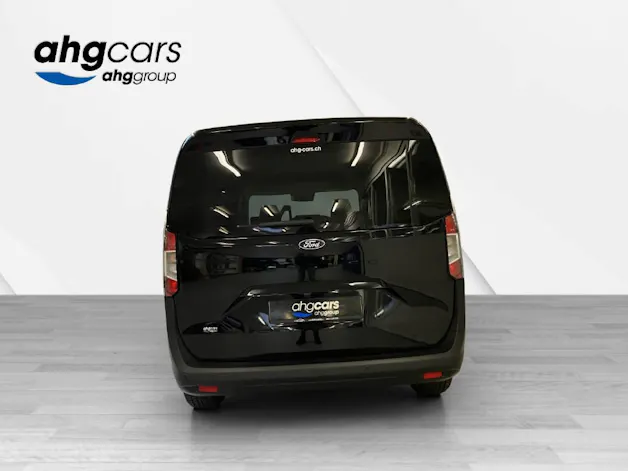 Ford Tourneo Courier 1.0 EcoBoost Titanium