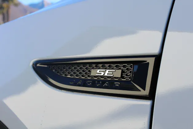 Jaguar E-Pace 2.0 T 200 SE AWD