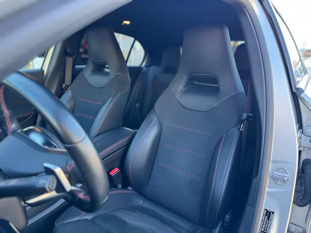 Mercedes-Benz A 200 AMG Line 4m