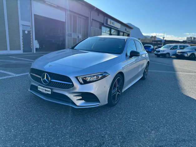 Mercedes-Benz A 200 AMG Line 4m