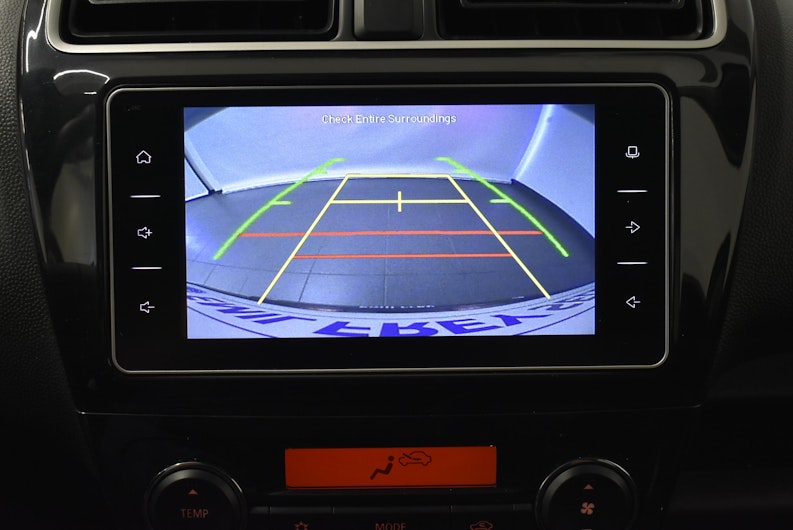 Vehicle image MITSUBISHI SPACE STAR