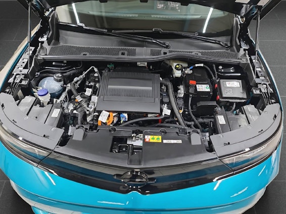 Vehicle image 14 Vehicle image 14