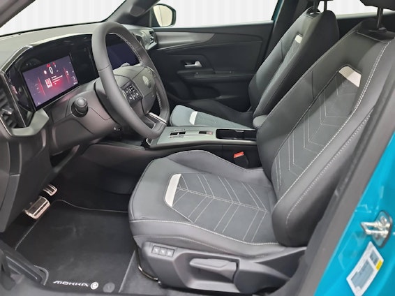 Vehicle image 5 Vehicle image 5