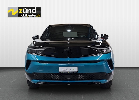 Vehicle image 4 Vehicle image 4