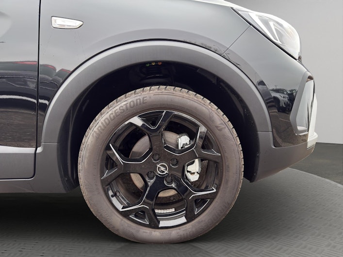 Vehicle image OPEL CROSSLAND