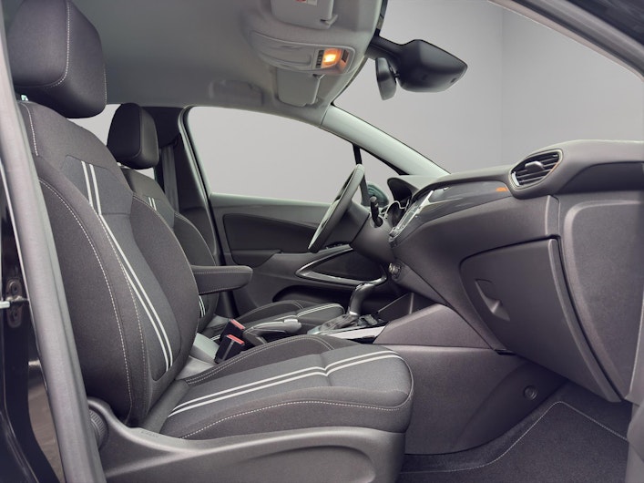 Vehicle image OPEL CROSSLAND