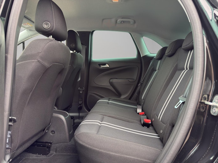 Vehicle image OPEL CROSSLAND