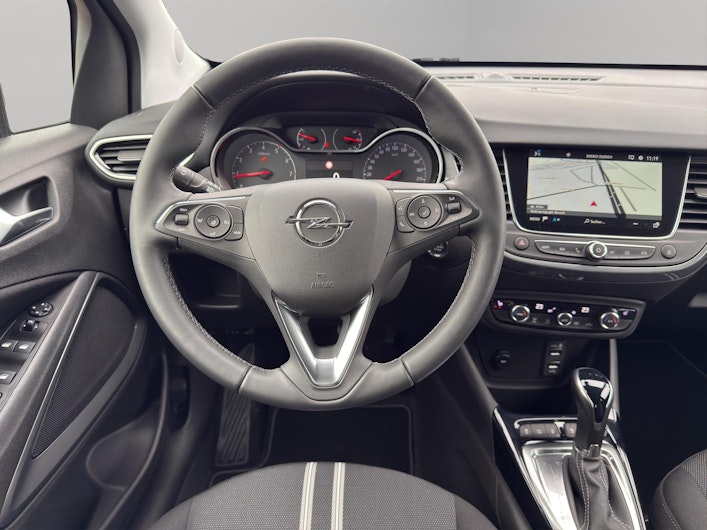 Vehicle image OPEL CROSSLAND