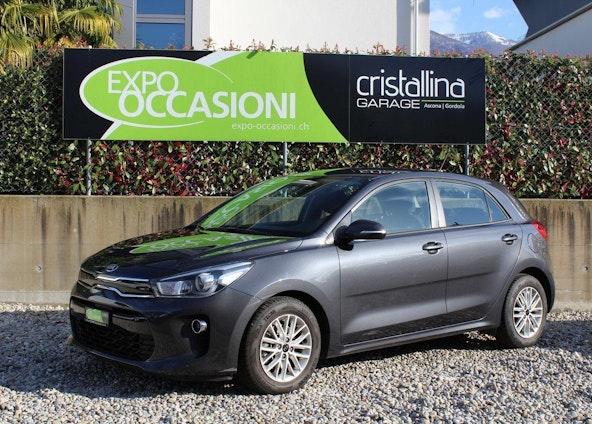 Vehicle image 9 Vehicle image 9