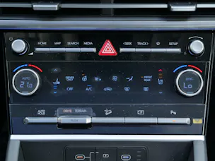 Hyundai Santa Fe 1.6 T-GDi HEV Calligraphy