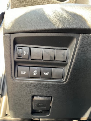 Vehicle image 14 Vehicle image 14