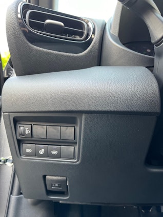 Vehicle image 11 Vehicle image 11