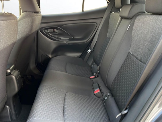 Vehicle image 10 Vehicle image 10