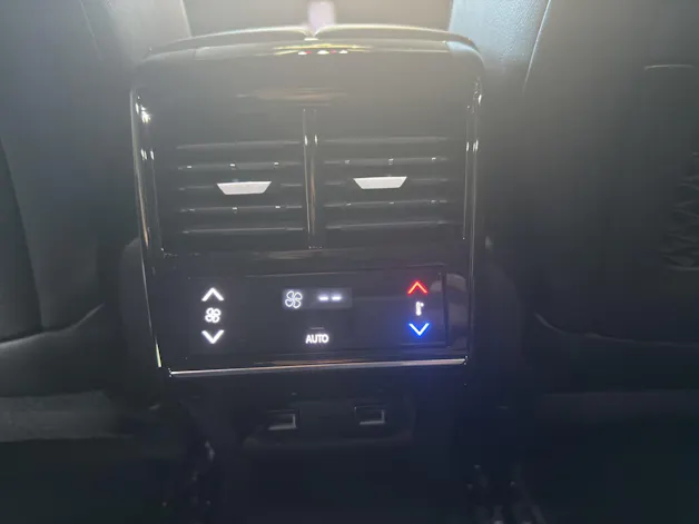 DS Automobiles 7 1.6 E-Tense Pallas