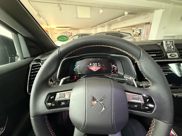 DS Automobiles 7 1.6 E-Tense Pallas