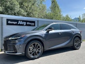 First vehicle image