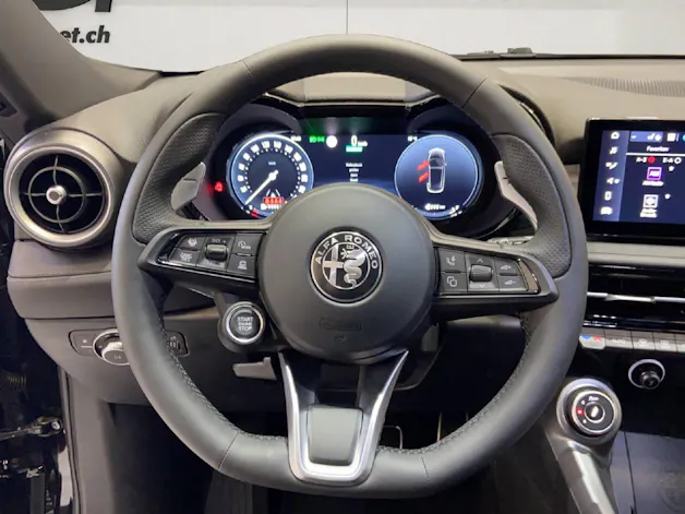 Alfa Romeo Tonale 1.3 Plug-in Hybrid Veloce Pack Premium + Sky