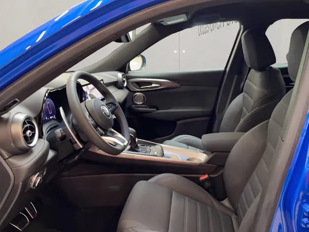 Alfa Romeo Tonale 1.3 Plug-in Hybrid Veloce + Pack Premium