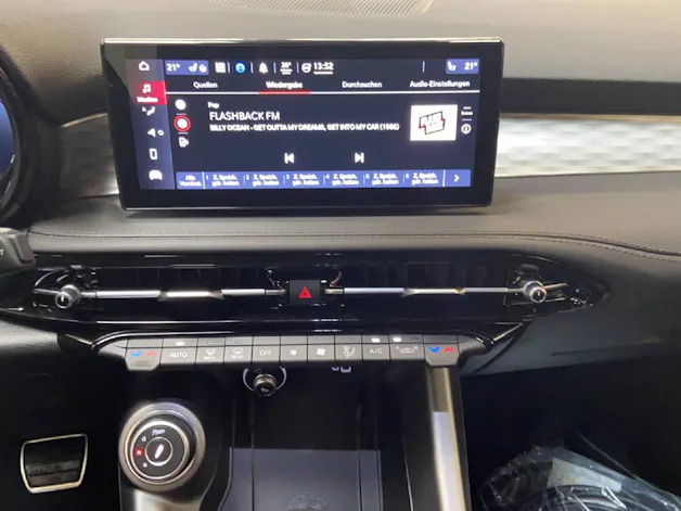 Alfa Romeo Tonale 1.3 Plug-in Hybrid Veloce + Pack Premium
